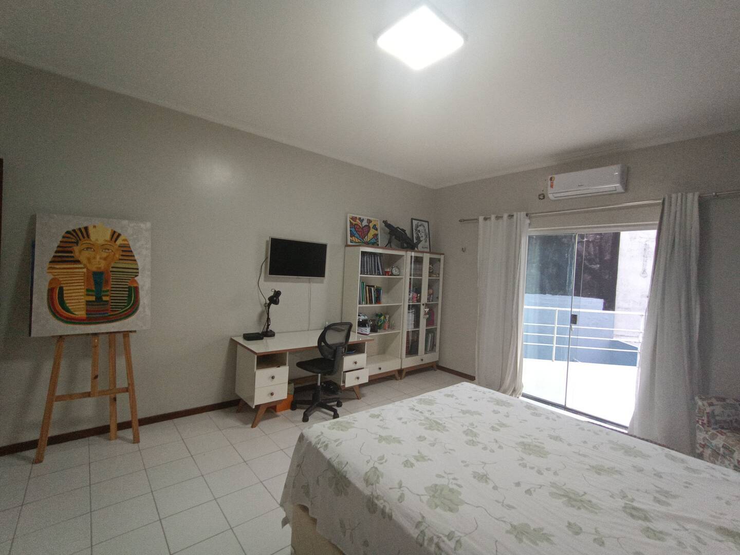 Casa, 4 quartos, 240 m² - Foto 14