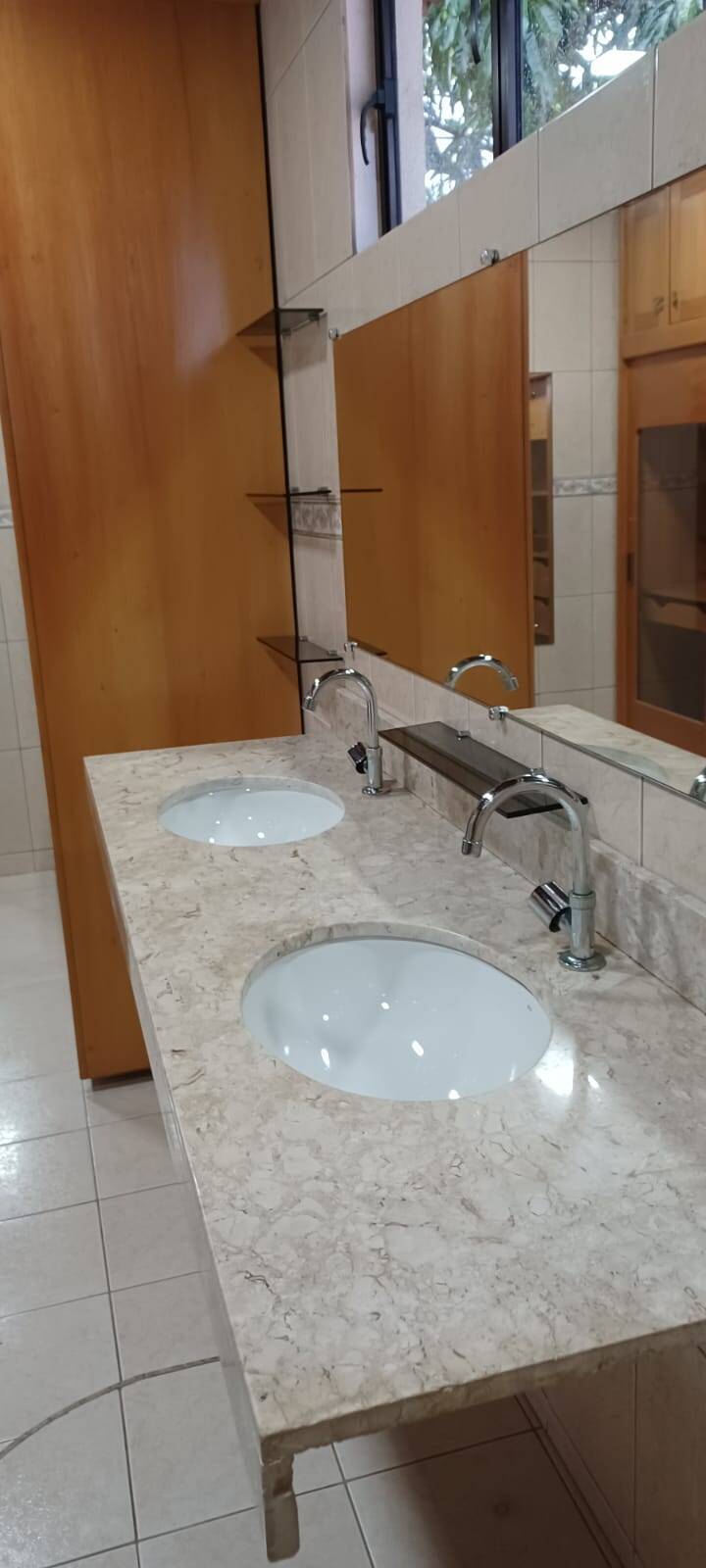 Casa, 4 quartos, 250 m² - Foto 15