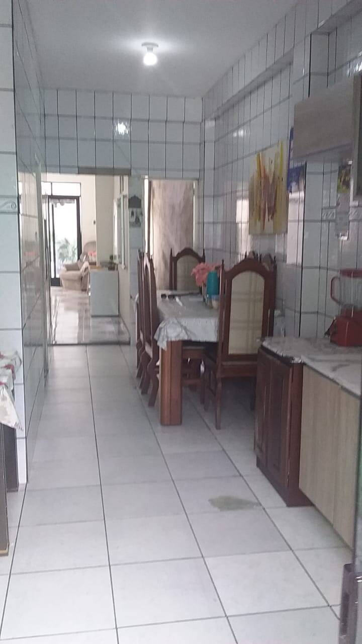 Casa, 5 quartos, 380 m² - Foto 2