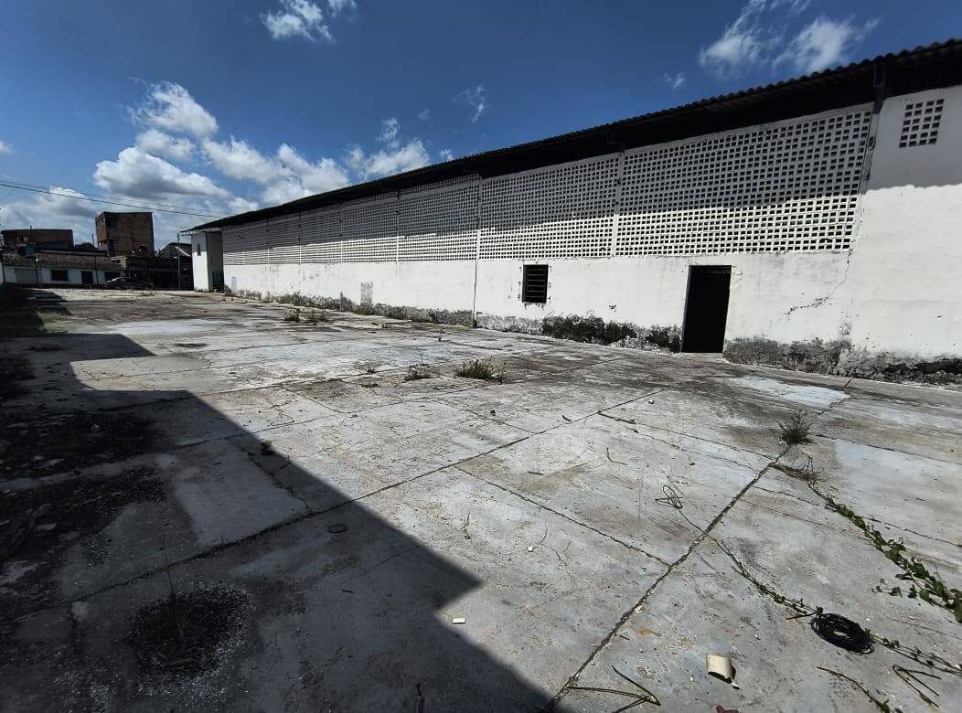 Depósito-Galpão, 1050 m² - Foto 5
