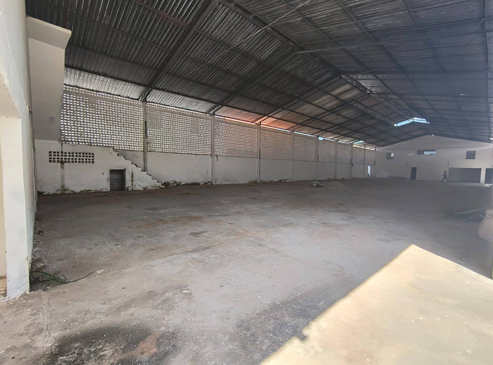 Depósito-Galpão, 1050 m² - Foto 19
