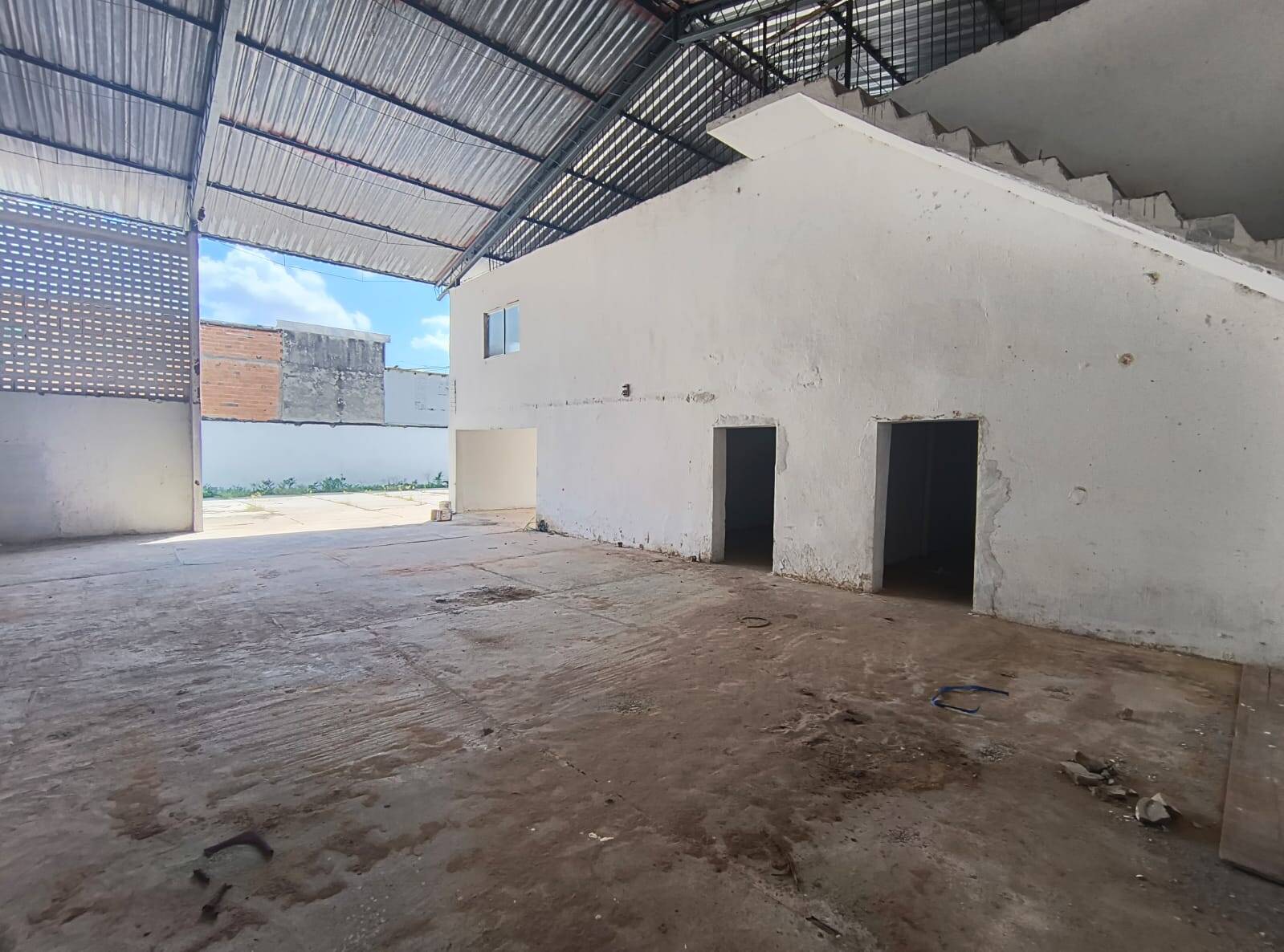 Depósito-Galpão, 1050 m² - Foto 18