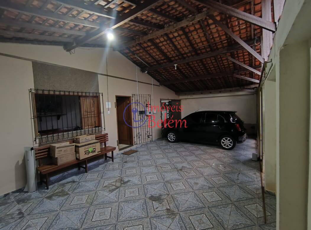 Casa ampla e segura no Conjunto Maguarí